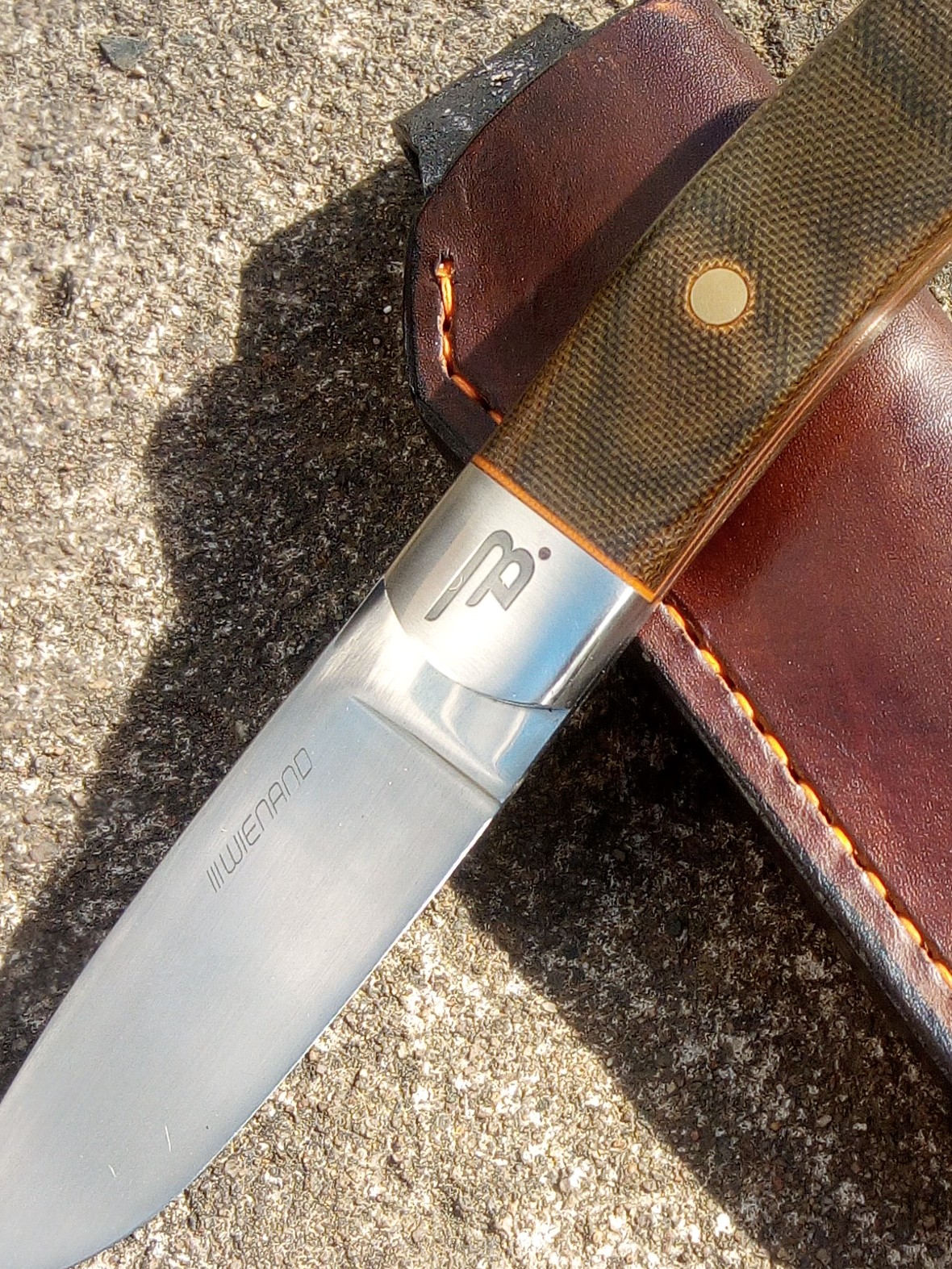 KNIFE